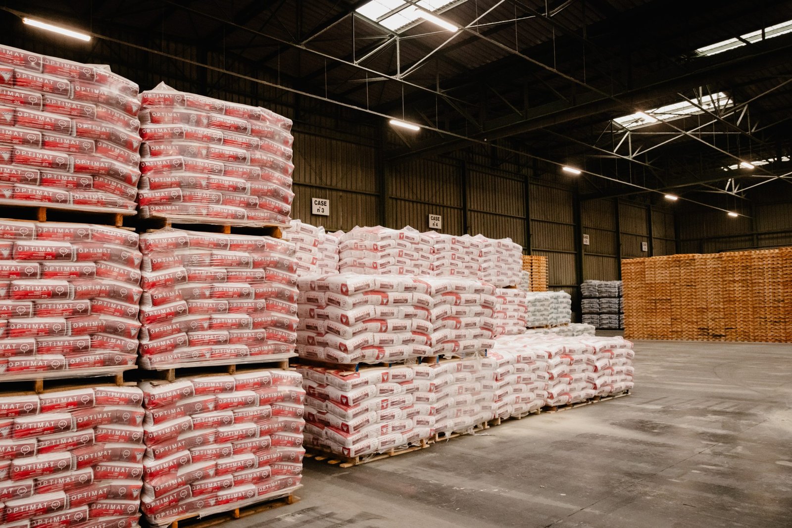 Entrepôts et approvisionnement