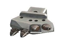 Pièce détachée de machine et engin